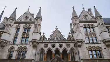 ¡En la mira de la justicia! Un jinete estrella de Europa contra las cuerdas por irregularidades financieras ¡En la mira de la justicia! Un jinete estrella de Europa contra las cuerdas por irregularidades financieras