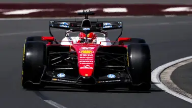 Leclerc, Hamilton y Ferrari tiñen de rojo la práctica uno del GP de Australia Leclerc, Hamilton y Ferrari tiñen de rojo la práctica uno del GP de Australia