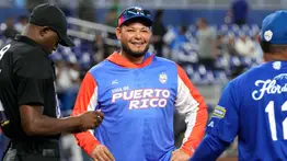 Yadier Molina critica el desplante de Cal Raleigh a Arozarena: "Eso se enseña en la casa"