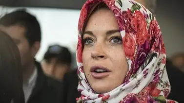 Lindsay Lohan huye de Medio Oriente tras recientes bombardeos Lindsay Lohan huye de Medio Oriente tras recientes bombardeos