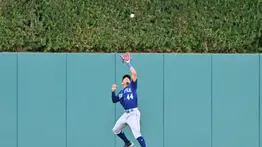 Defensa de Guante de Oro: Julio Rodríguez brilla ante Estados Unidos en el Clásico Mundial