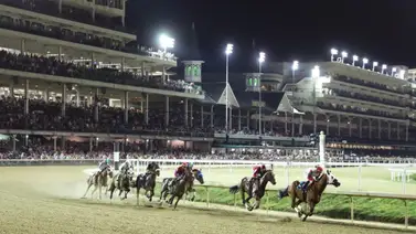 Histórica movida en Churchill Downs: Las Kentucky Oaks 2026 saltan al Prime-Time nocturno Histórica movida en Churchill Downs: Las Kentucky Oaks 2026 saltan al Prime-Time nocturno