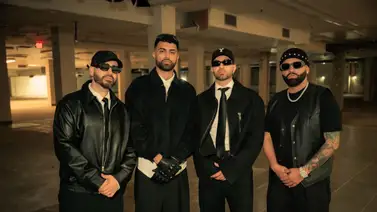 Los Hitmen, Arquitectos del Sonido Urbano, Presentan "Dispuesta" junto a Jay Wheeler y Justin Quiles Los Hitmen, Arquitectos del Sonido Urbano, Presentan "Dispuesta" junto a Jay Wheeler y Justin Quiles