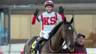 Flavien Prat por una gran jornada del Louisiana Derby Day en Fair Grounds Flavien Prat por una gran jornada del Louisiana Derby Day en Fair Grounds