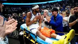 Alarma en la Bahía: La estremecedora caída de Moses Moody tras un intento de volcada