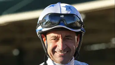 Julien Leparoux fue acreedor del premio George Woolf Memorial en Estados Unidos Julien Leparoux fue acreedor del premio George Woolf Memorial en Estados Unidos