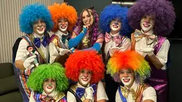 Éxito total en la firma de autógrafos de Alma el Musical y las Payasitas Nifu Nifa
