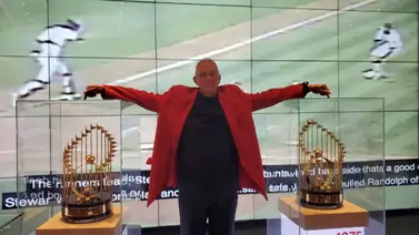 MLB: David Concepción le entregará el premio Luis Aparicio a Eugenio Suárez en el Opening Day MLB: David Concepción le entregará el premio Luis Aparicio a Eugenio Suárez en el Opening Day