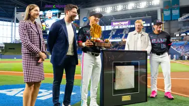 MLB: Marlins le realizan un merecido homenaje a Javier Sanoja MLB: Marlins le realizan un merecido homenaje a Javier Sanoja