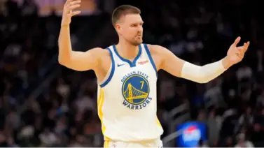 Kristaps Porzingis y Golden State Warriors renovarían acuerdo a final de temporada Kristaps Porzingis y Golden State Warriors renovarían acuerdo a final de temporada