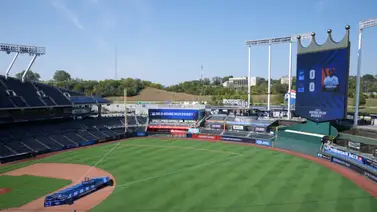 La carrera contra el reloj de los Royals: John Sherman busca nuevo hogar para 2031 La carrera contra el reloj de los Royals: John Sherman busca nuevo hogar para 2031