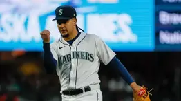 Luis Castillo entra en el Olimpo del pitcheo dominicano