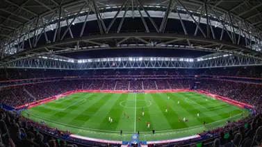 España pierde el liderato mundial en una noche gris marcada por el racismo España pierde el liderato mundial en una noche gris marcada por el racismo