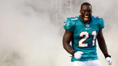 Encuentran muerto a exestrella de los Miamim Dolphins a los 35 años