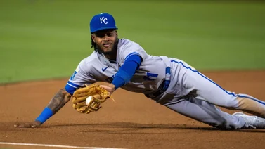 MLB: ¡De lujo! Maikel García vuelve a lucir su brazo en una gran jugada (+Video)