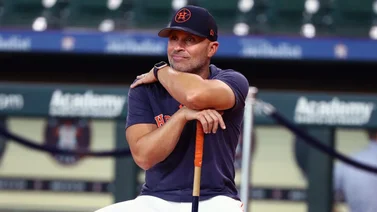 MLB: ¡Increíble! El boricua Joe Espada entra en los libros de récords con esta hazaña al frente de Astros (+video)