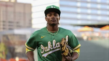 MLB: Por esta insólita razón los Atléticos de Oakland bajaron a Esteury Ruíz (+Video)