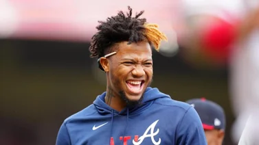 MLB: Ronald Acuña Jr. se reencuentra con una figura en Chicago (+Foto)