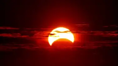 ¿Cómo afecta el eclipse solar total a los viajes en avión? ¿Cómo afecta el eclipse solar total a los viajes en avión?