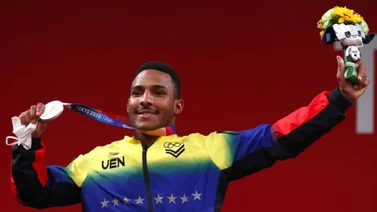 ¡Va por la de Oro! Julio Mayora se clasifica a los Juegos Olímpicos de París 2024 (+Video)