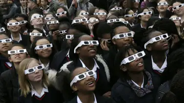 ¿Por qué cierran algunos colegios el día del eclipse total de Sol? ¿Por qué cierran algunos colegios el día del eclipse total de Sol?