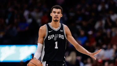 NBA: Victor Wembanyama entra en la historia con una noche legendaria (+video)