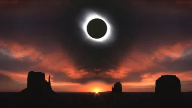 ¡Impresionante! Así se vio el eclipse solar en Dallas, EE.UU. 