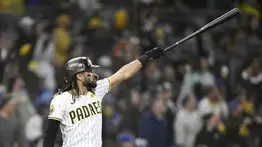 MLB: ¡Respeto! Fernando Tatís Jr. le rindió homenaje a este leyenda de los Padres de San Diego (+Fotos)