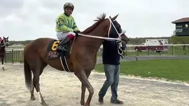 Jockey cubano se hace sentir en Parx Racing con dos sorpresas Jockey cubano se hace sentir en Parx Racing con dos sorpresas