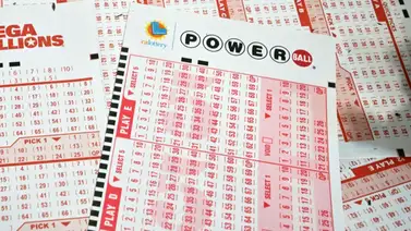 Compraron por error dos boletos de Powerball y se llevaron una millonaria sorpresa Compraron por error dos boletos de Powerball y se llevaron una millonaria sorpresa