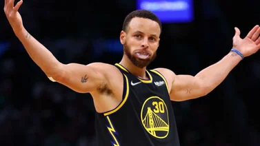 NBA: ¡Una barbaridad! Mira la escandalosa cantidad de triples que tiene Stephen Curry entre temporada y playoffs