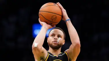 NBA: ¡Bang Bang! Stephen Curry suma un nuevo récord de triples con Golde State Warriors NBA: ¡Bang Bang! Stephen Curry suma un nuevo récord de triples con Golde State Warriors