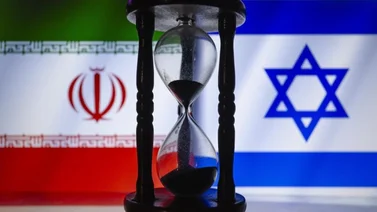 Irán lanza ataque con decenas de drones y misiles contra Israel  
