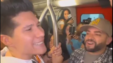 Chyno y Nacho "Los Mackediches" derrochan puro talento en los vagones del Metro de Caracas (+Video)