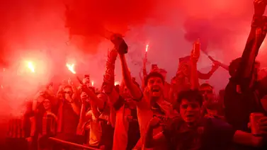 Champions League: ¡El partido de la temporada! Así se vivió el duelo entre la hinchada del Barcelona y PSG  (En vivo) Champions League: ¡El partido de la temporada! Así se vivió el duelo entre la hinchada del Barcelona y PSG  (En vivo)