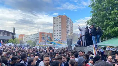 Champions League: ¡No son visitantes! Marea de aficionados del Real Madrid llenan las calles de Manchester (+Video) Champions League: ¡No son visitantes! Marea de aficionados del Real Madrid llenan las calles de Manchester (+Video)