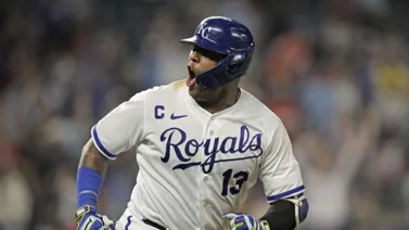 MLB: ¡Arepa power! Salvador Pérez pega este dantesco cuadrangular (+Video)