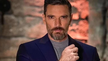 ¡Uff papasito! Julián Gil más grande que nunca con pectorales y brazos de acero 