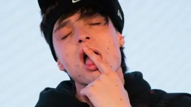 ¡Muchacho! Peso Pluma deja al descubierto su anaconda y calienta a sus fanáticas (+Video) ¡Muchacho! Peso Pluma deja al descubierto su anaconda y calienta a sus fanáticas (+Video)