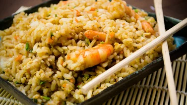 Aprende cómo preparar arroz chino desde la comodidad de tu casa