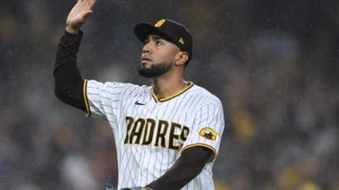 MLB: ¿Es Robert Suárez el nuevo "Kid" Rodríguez en Grandes Ligas? (+Video)