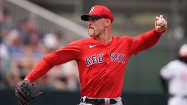 Cam Booser: De carpintero a debutar con Medias Rojas en la MLB a los 31 años