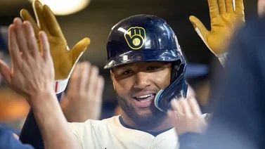MLB: ¡Bárbaro! Jackson Chourio demuestra habilidad con su cuarto jonrón (+Video)