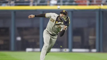 MLB: ¡Guante de Platino! Fernando Tatis Jr. se metió esta tremenda jugada ante Toronto (+Video)