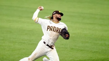 MLB: Fernando Tatis mostró sus dotes defensivos ante los Azulejos (+ Video)