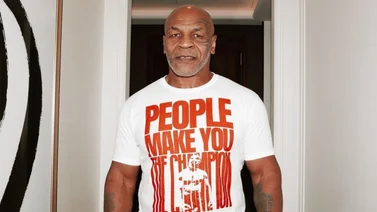 Así fue la pelea de Mike Tyson en una calle de Brooklyn ante Shannon Briggs (+Video)