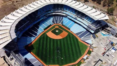 El estadio Monumental Simón Bolívar sería sede de un nuevo evento internacional que contará con tres equipos de la LVBP (+video)