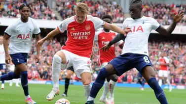 ¡Sufriendo hasta el final! Arsenal se aferra al liderato de la Premier League ¡Sufriendo hasta el final! Arsenal se aferra al liderato de la Premier League