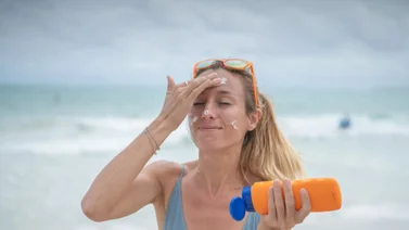 Estos son los mejores protectores solares recomendados por dermatólogos