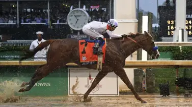 Mira quién fue el último jinete norteamericano en ganar el Kentucky Derby Mira quién fue el último jinete norteamericano en ganar el Kentucky Derby